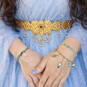 Chic Gold and Blue Beaded Bracelet Set